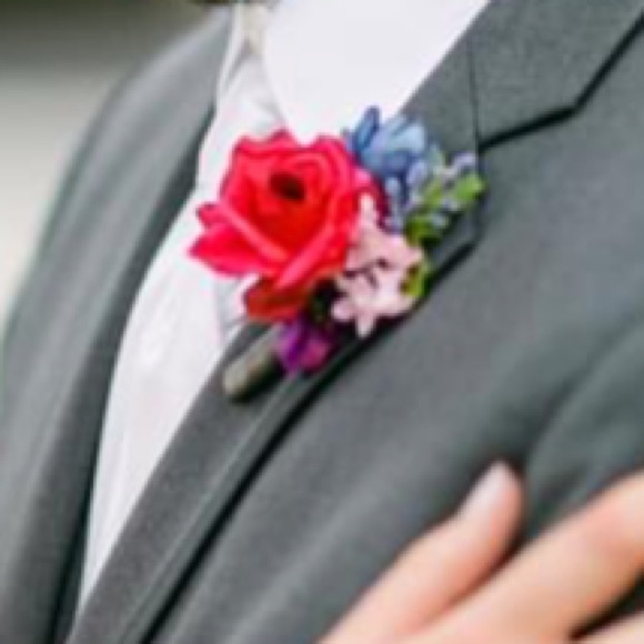 Set of 8 hand made boutonnières - Picture 10 of 10